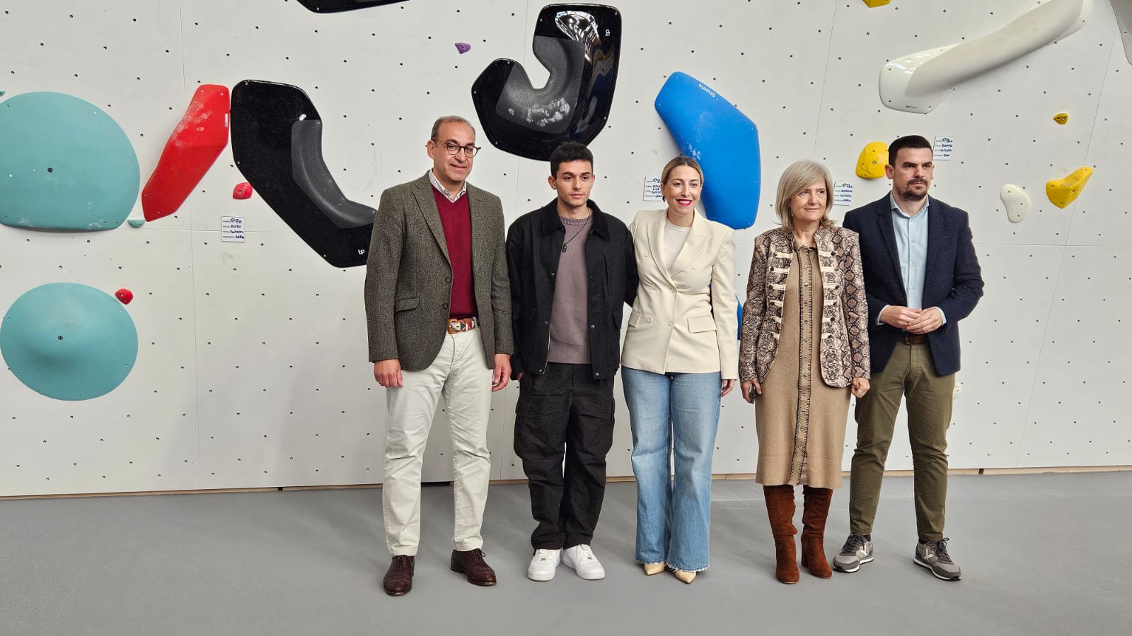 caceres-estrena-el-rocodromo-‘alberto-gines’,-unas-instalaciones-de-maximo-nivel