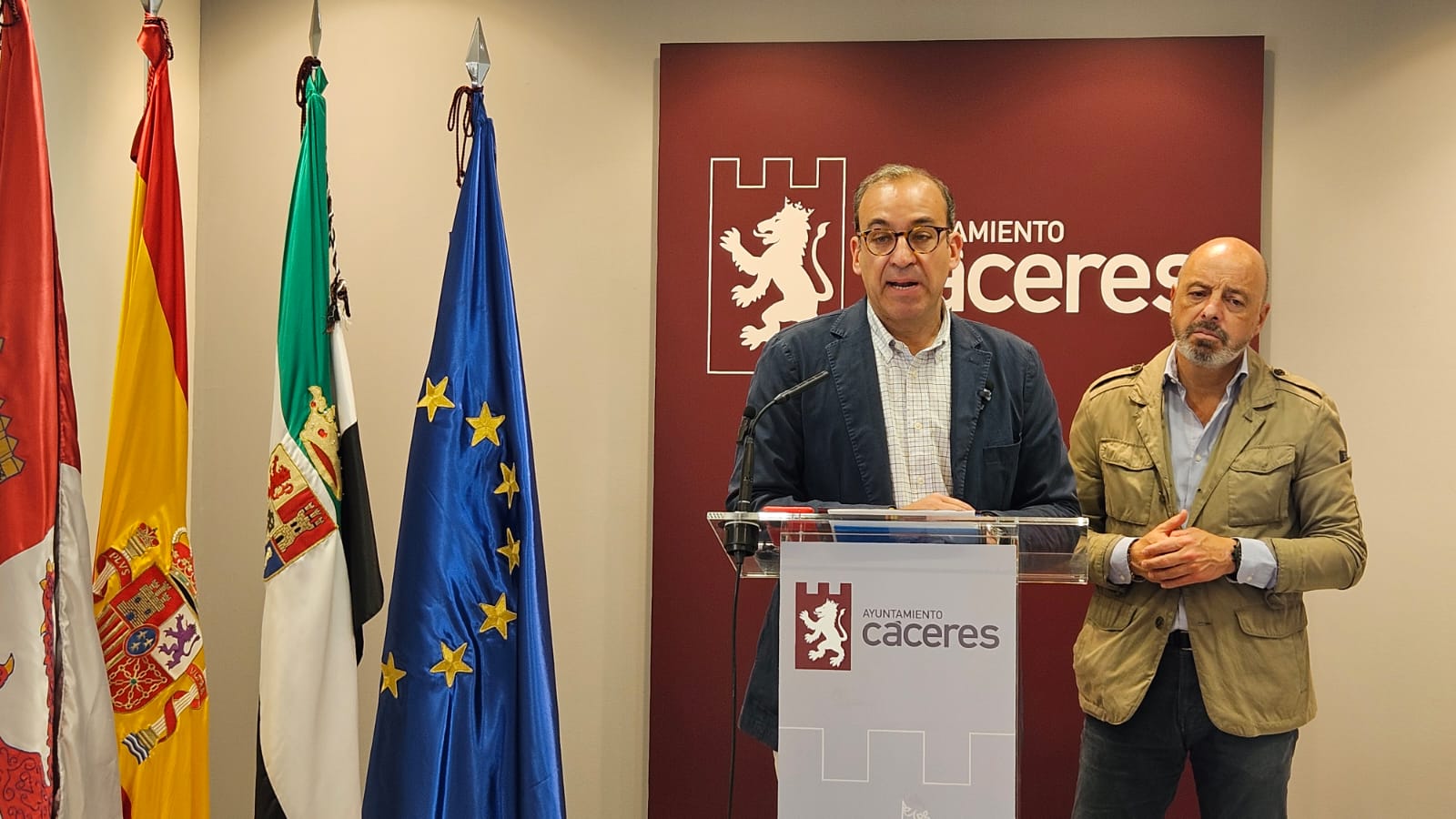 el-alcalde-destaca-la-ejemplaridad-de-la-ciudadania-durante-el-apagon