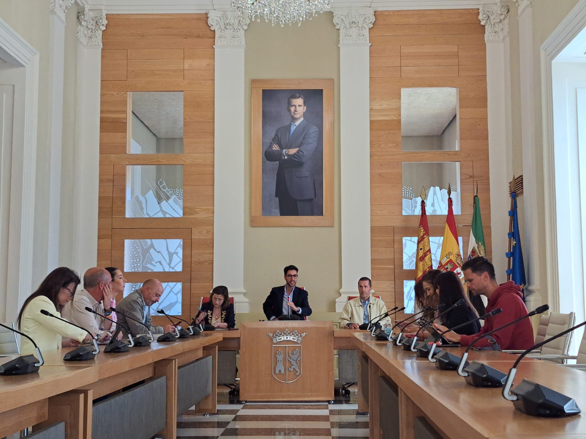 aprobado-el-credito-para-ejecutar-los-centros-civicos-de-santa-lucia-y-de-caceres-el-viejo