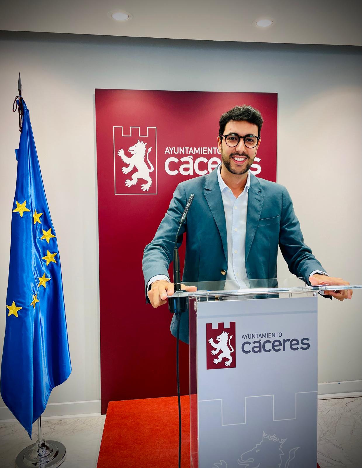 el-concejal-de-turismo,-angel-orgaz,-felicita-a-la-ciudad-por-el-exito-de-turespana