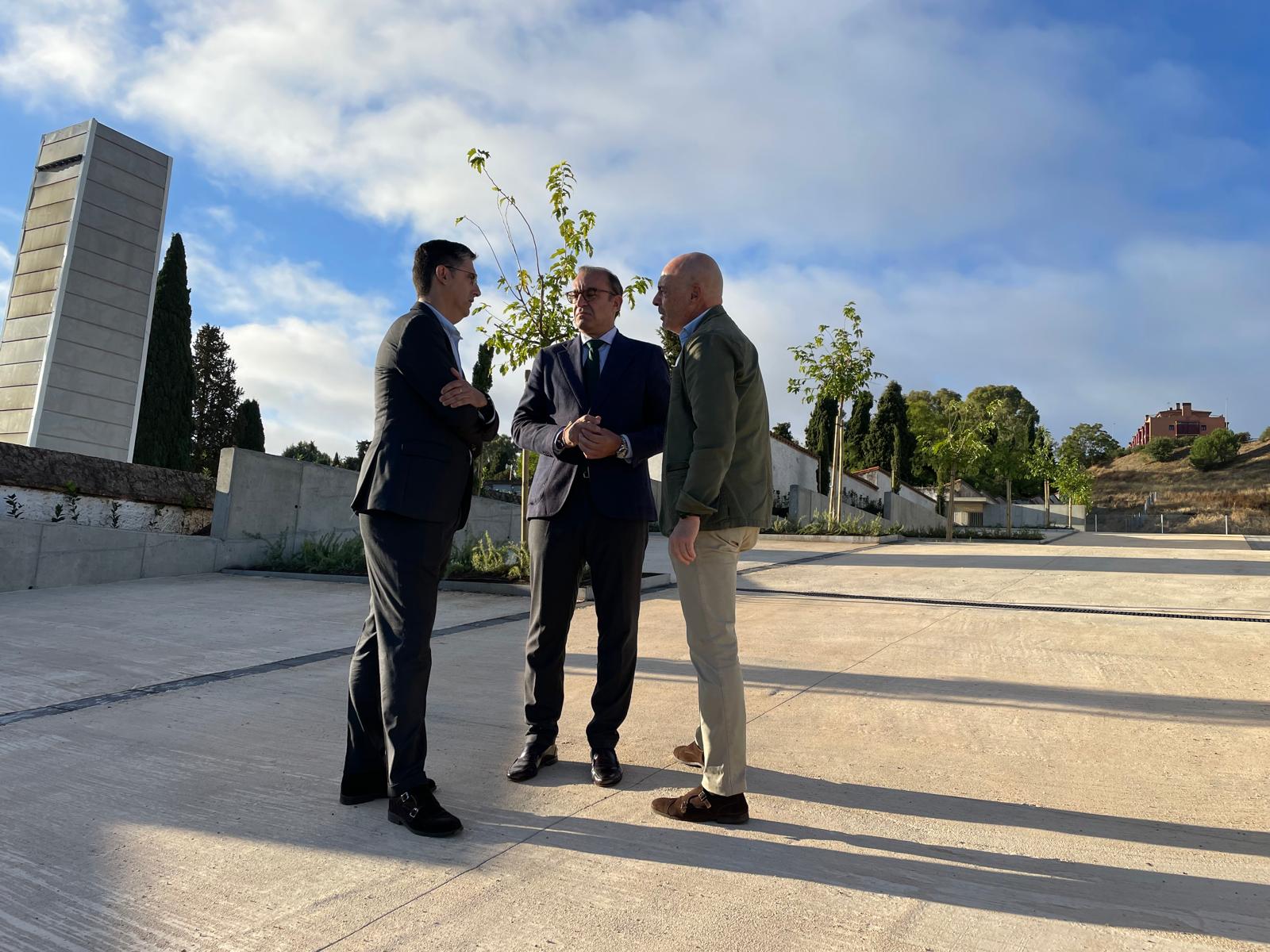 el-ayuntamiento-invierte-1170.000-euros-en-actuaciones-de-mejora-en-el-cementerio-municipal