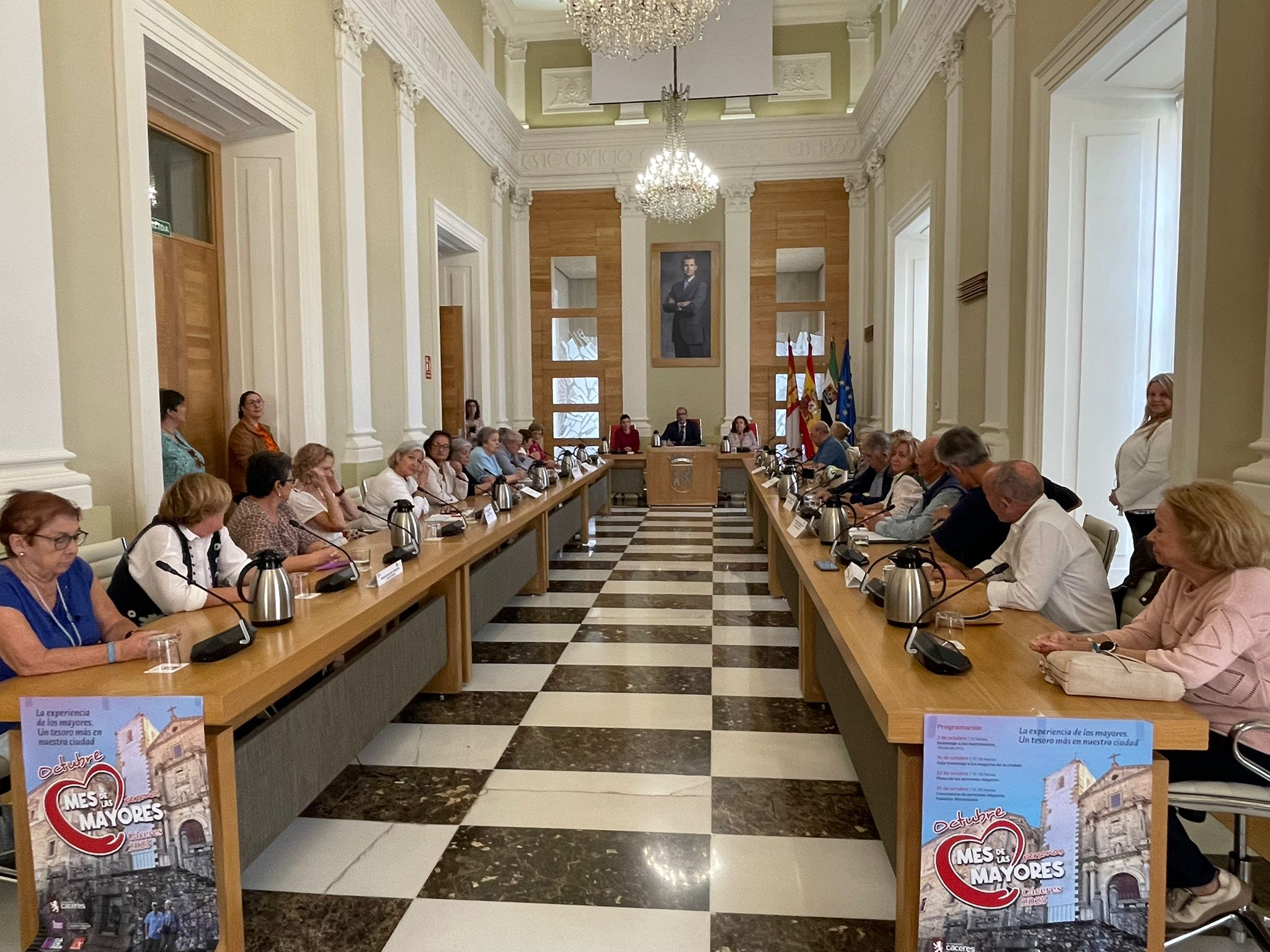 las-asociaciones-de-mayores-plantean-sus-inquietudes-y-peticiones-en-el-pleno-del-mayor