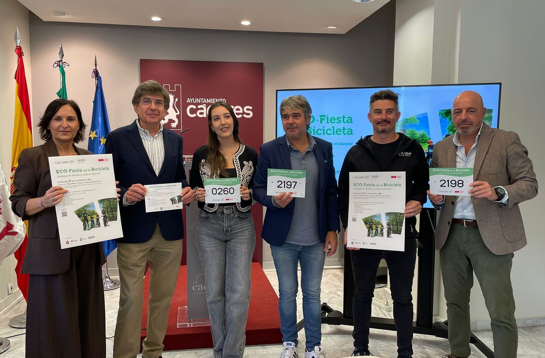 mayores-y-pequenos-recorreran-las-calles-de-la-ciudad-este-domingo-en-la-eco-fiesta-de-la-bicicleta