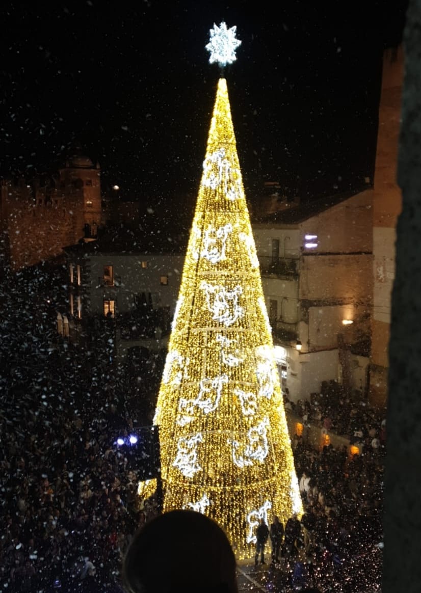 el-ayuntamiento-de-caceres-encendera-su-iluminacion-navidena-el-viernes-28-de-noviembre