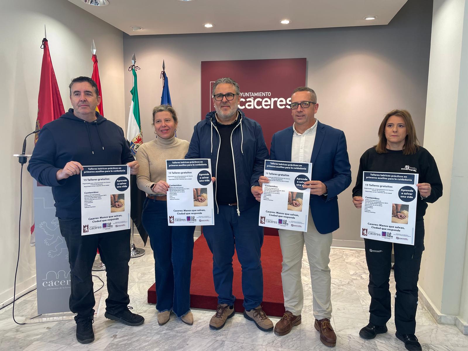 el-ayuntamiento-de-caceres-impulsa-una-campana-formativa-en-primeros-auxilios-para-la-ciudadania