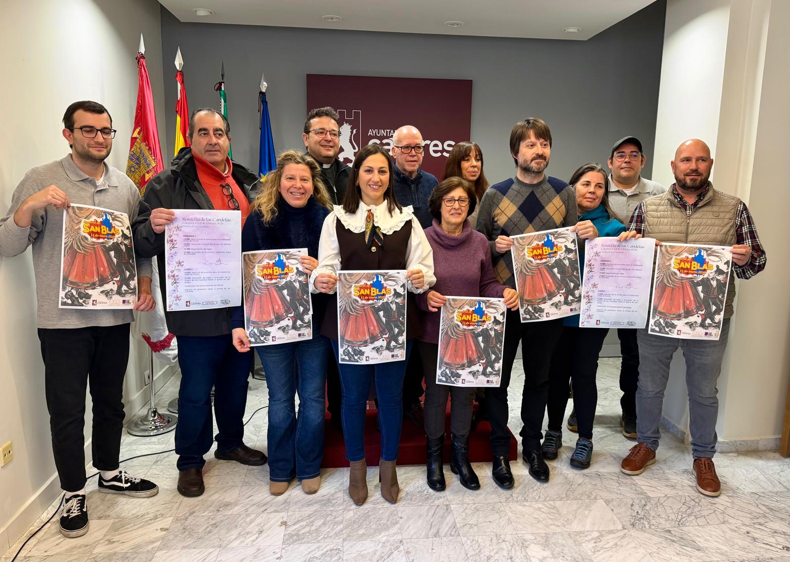 caceres-se-prepara-para-vivir-dos-de-sus-celebraciones-mas-queridas,-san-blas-y-las-candelas  