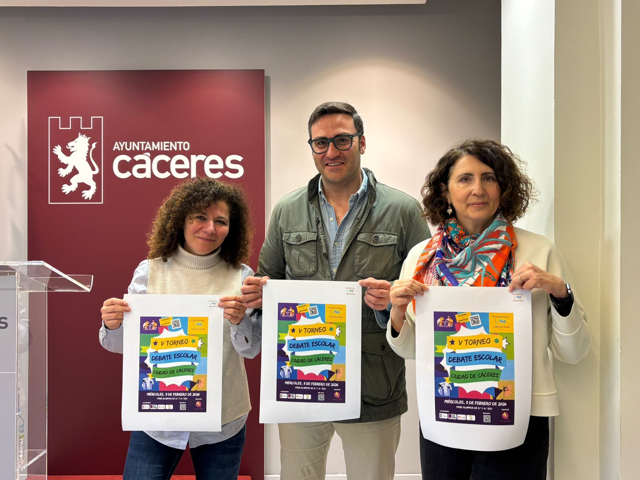el-ayuntamiento-de-caceres-colabora-con-el-ies-al-qazeres-en-el-v-torneo-de-debate-escolar-“ciudad-de-caceres”